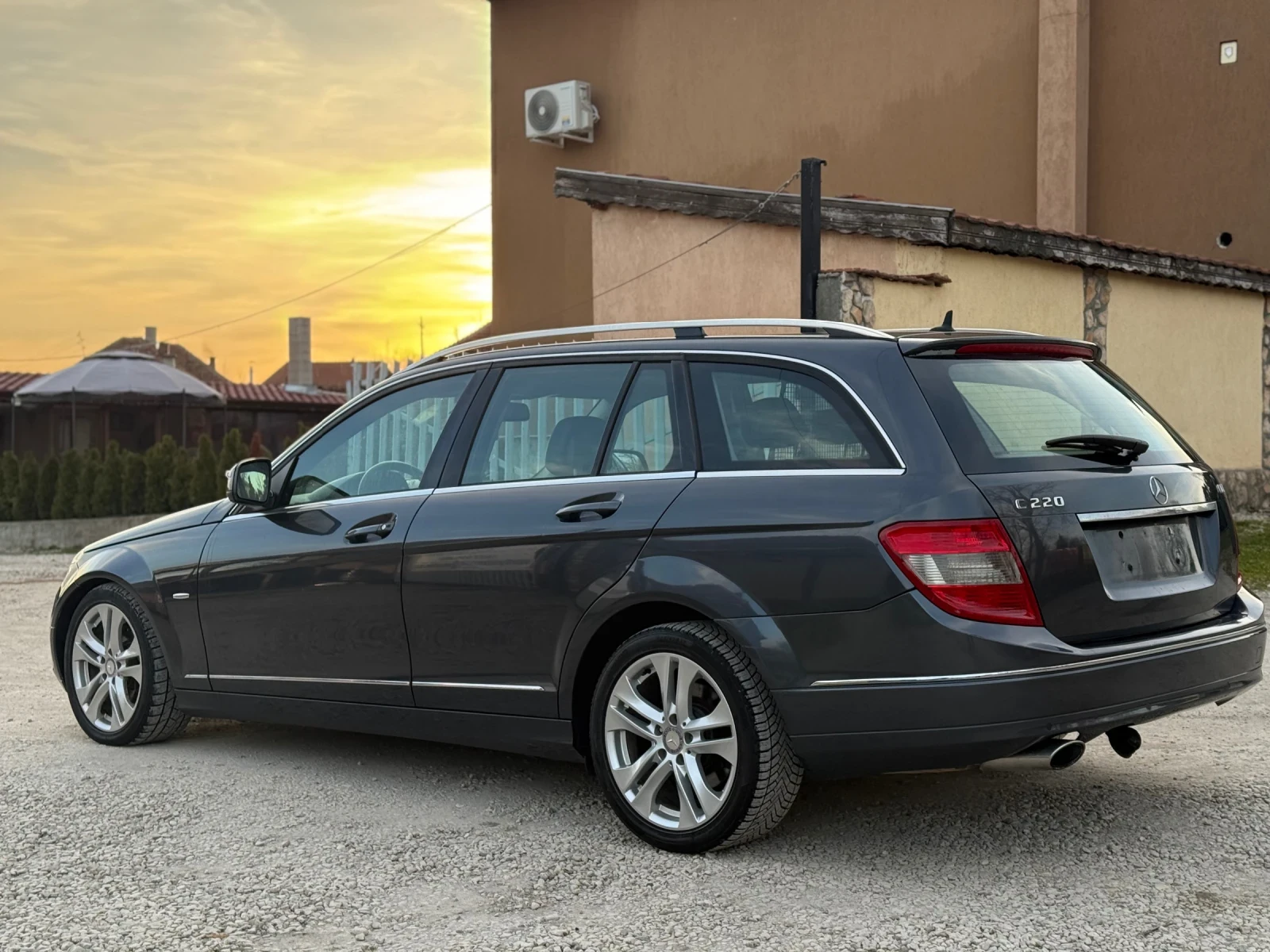 Mercedes-Benz C 220 * OM646 * Avangarde, снимка 5 - Автомобили и джипове - 53772392