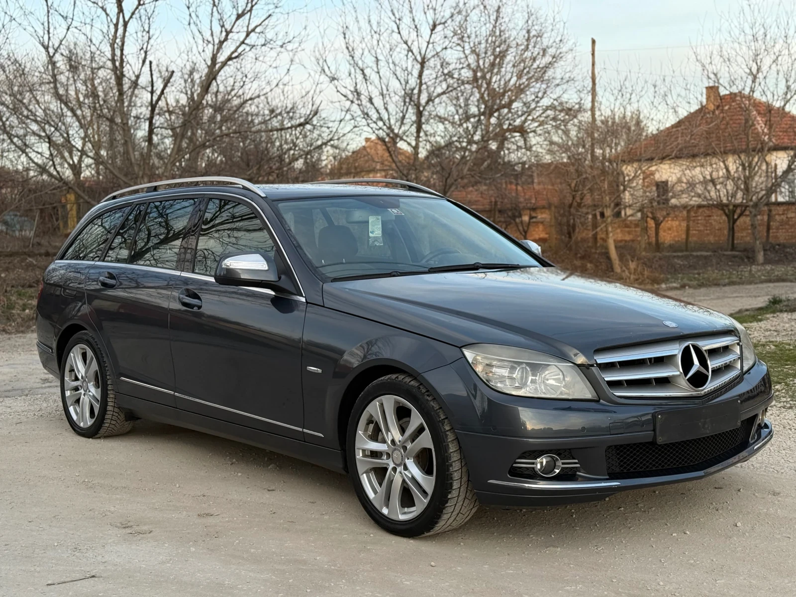 Mercedes-Benz C 220 * OM646 * Avangarde, снимка 2 - Автомобили и джипове - 53772392