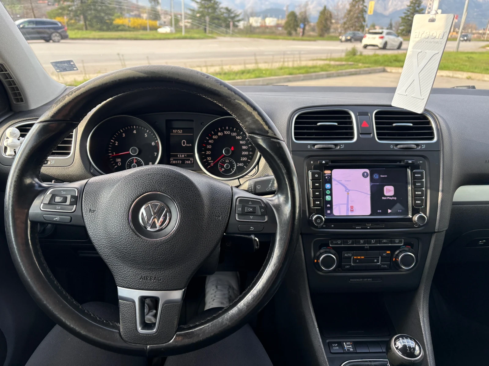 VW Golf 1.6 Bi-Fuel, снимка 5 - Автомобили и джипове - 54091586