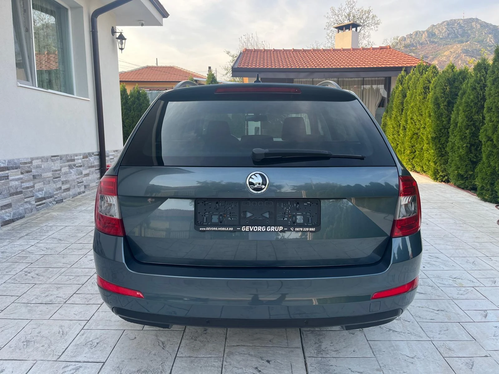 Skoda Octavia 2.0 TDI AVTO NAVI, снимка 6 - Автомобили и джипове - 54140014