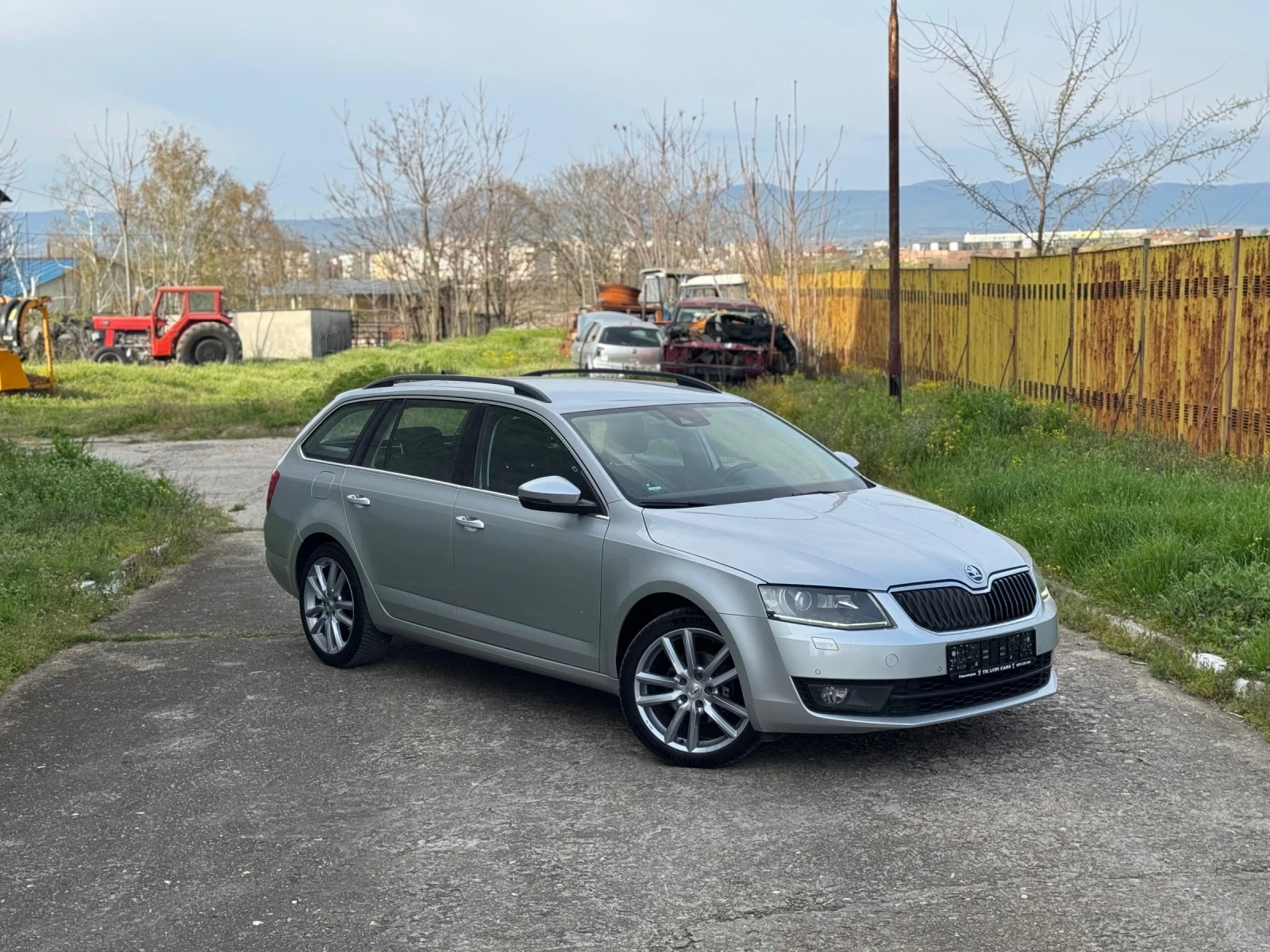 Skoda Octavia 2.0TDI EXECUTIVE CANTON, снимка 4 - Автомобили и джипове - 54208567