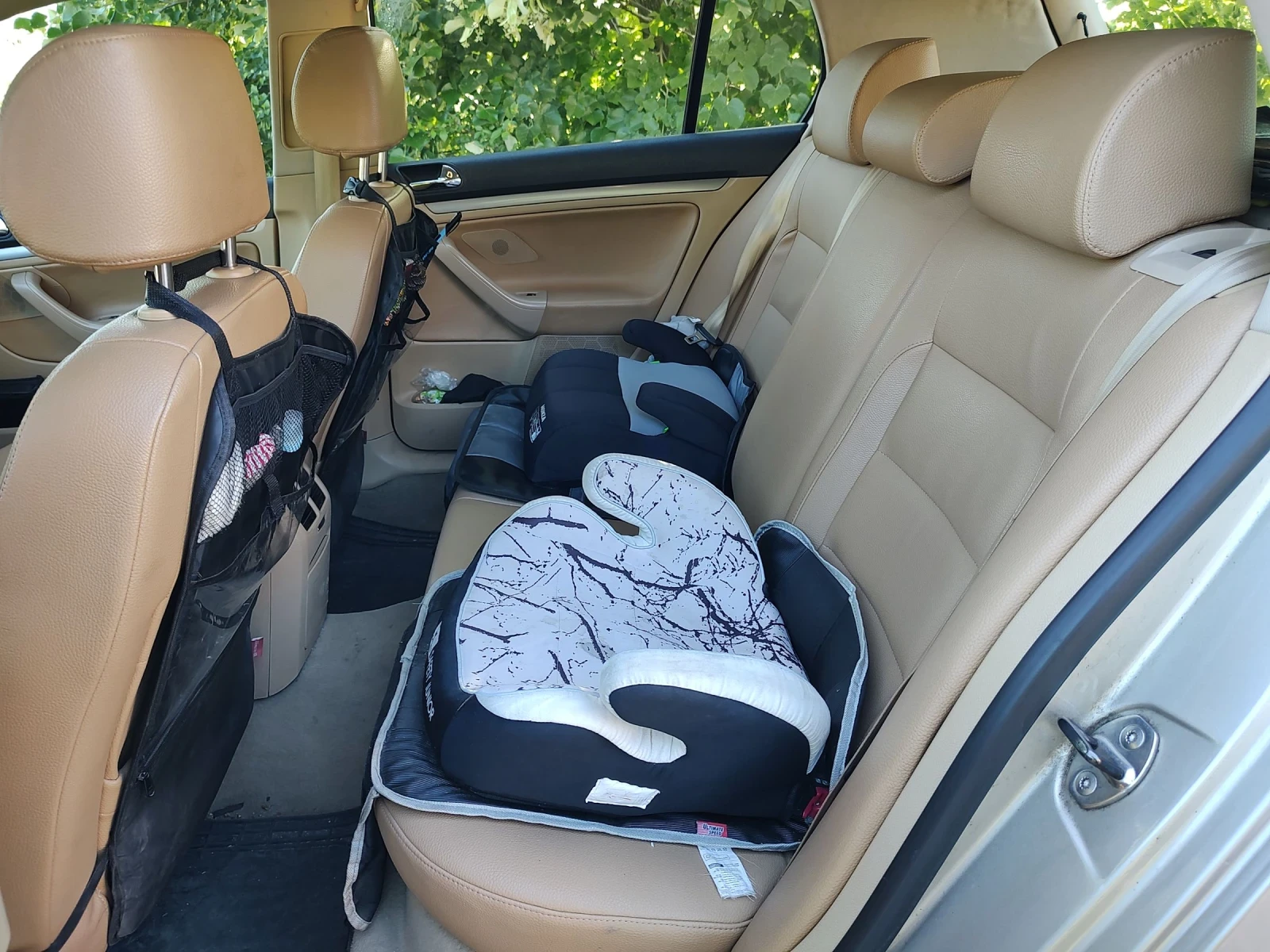VW Golf 2.0 TDI, снимка 11 - Автомобили и джипове - 54723244