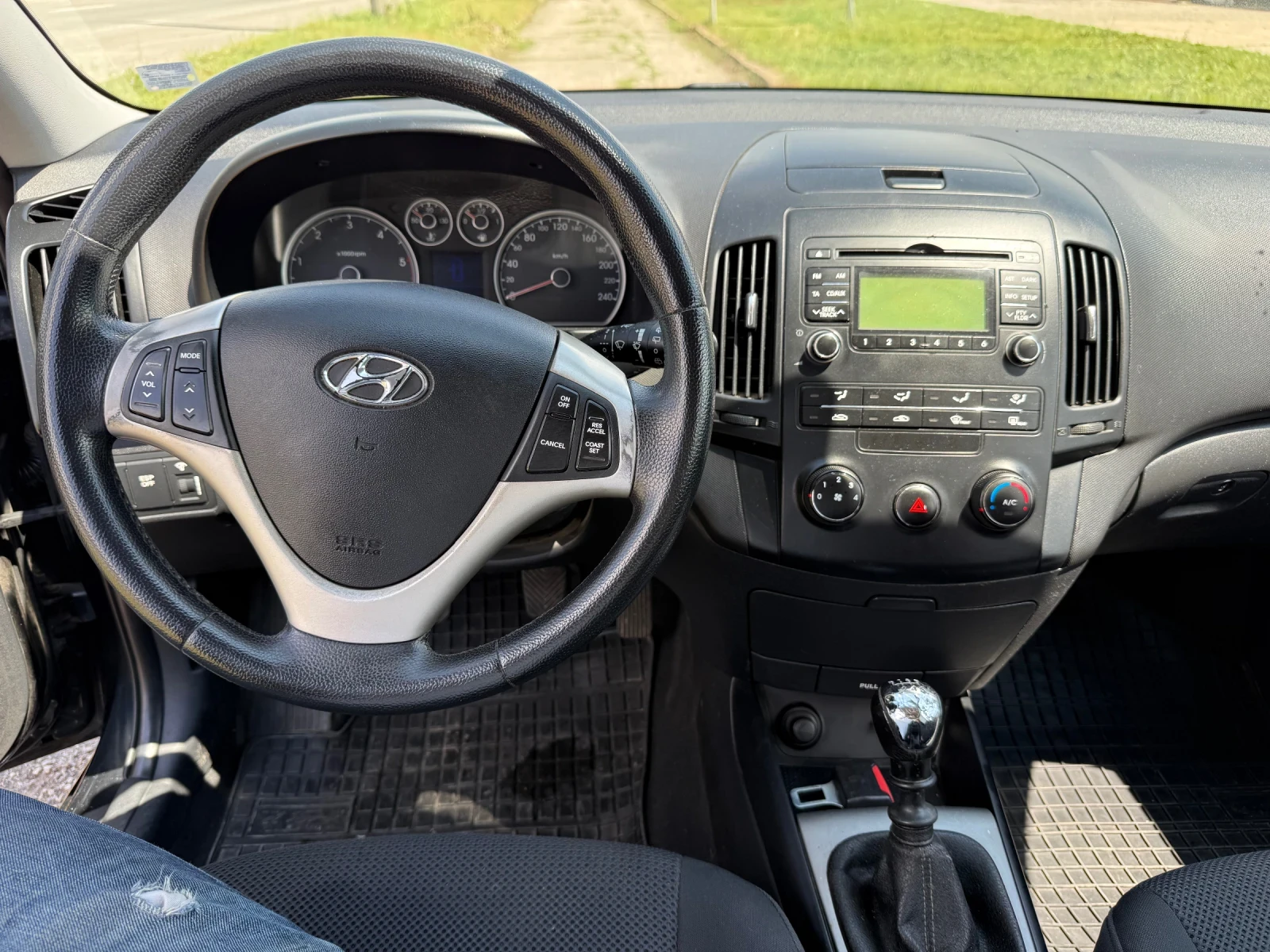 Hyundai I30 2.0 CRDI, снимка 11 - Автомобили и джипове - 54789087