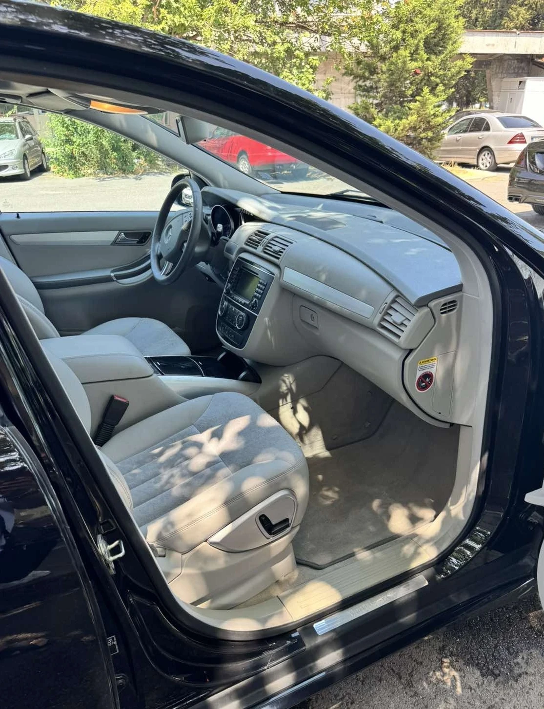 Mercedes-Benz R 350 LPG Газов инжекцион, снимка 5 - Автомобили и джипове - 54886819