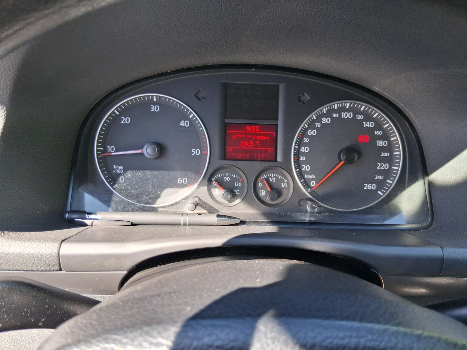 VW Touran 1.9 ��� 105 ���� 6 �������� �������� ���� �������� | Mobile.bg � ����������� 6