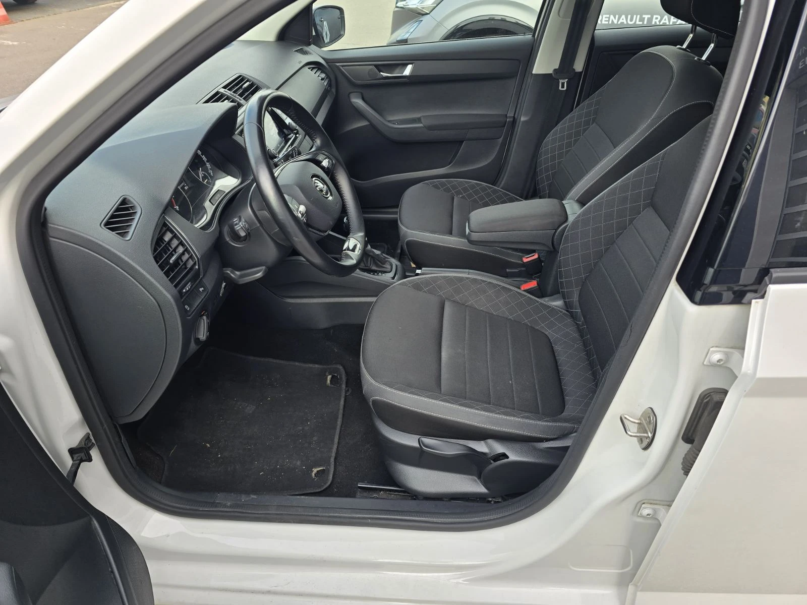 Skoda Fabia 1.0 ������ | Mobile.bg � ����������� 14