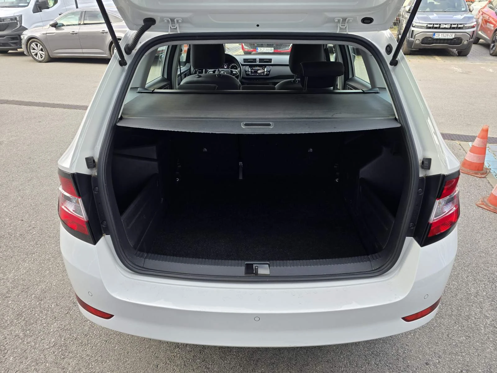 Skoda Fabia 1.0 ������ | Mobile.bg � ����������� 16