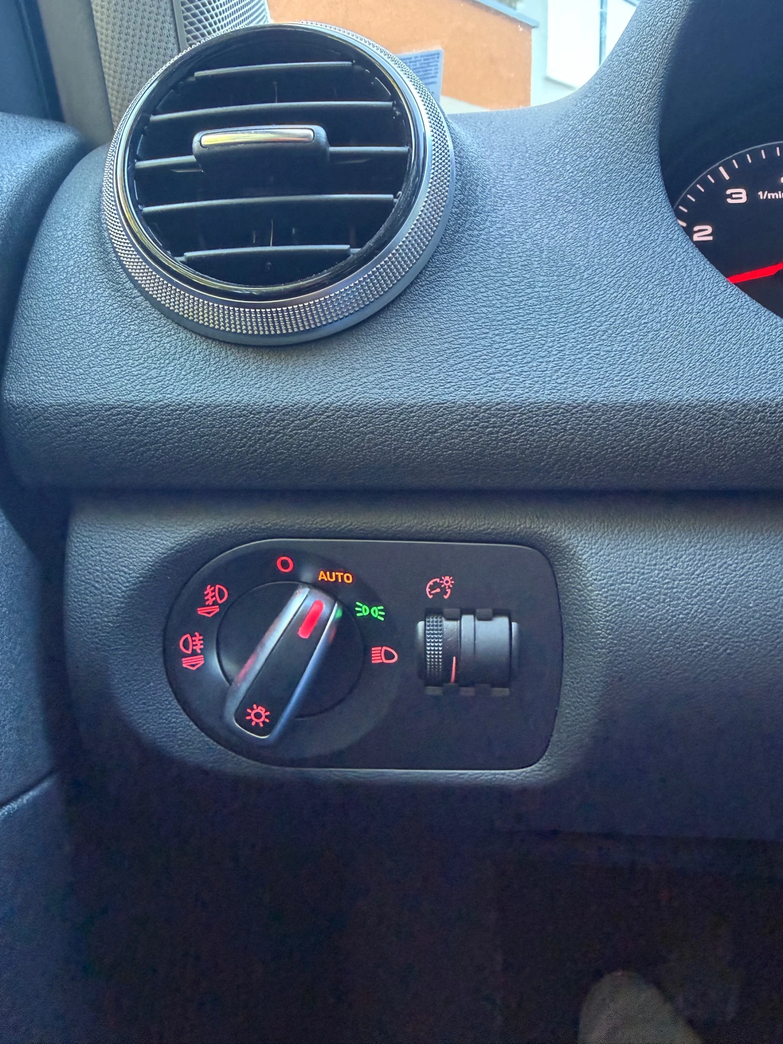Audi A3 sportback, 1.8tfsi, снимка 12 - Автомобили и джипове - 56355284