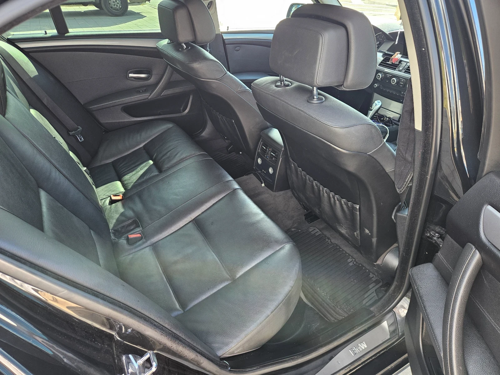 BMW 530, снимка 10 - Автомобили и джипове - 55286597