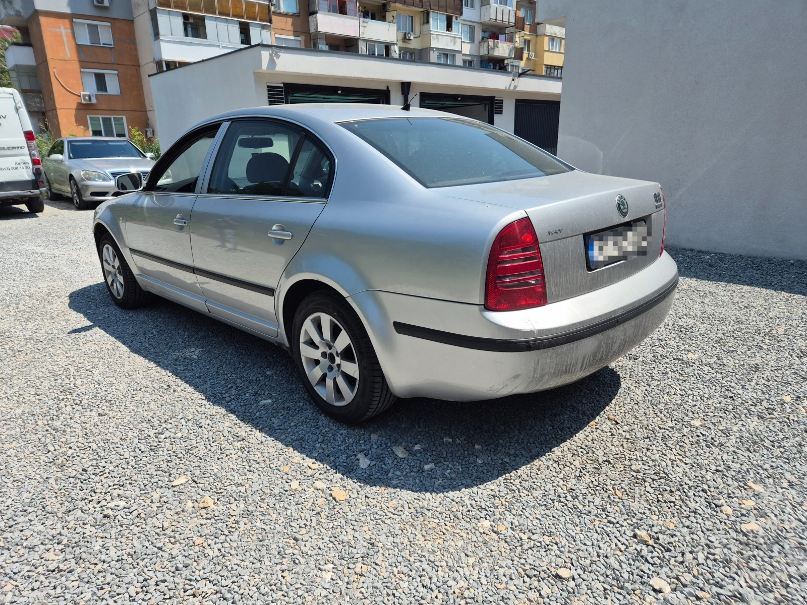 Skoda Superb, снимка 4 - Автомобили и джипове - 55817264
