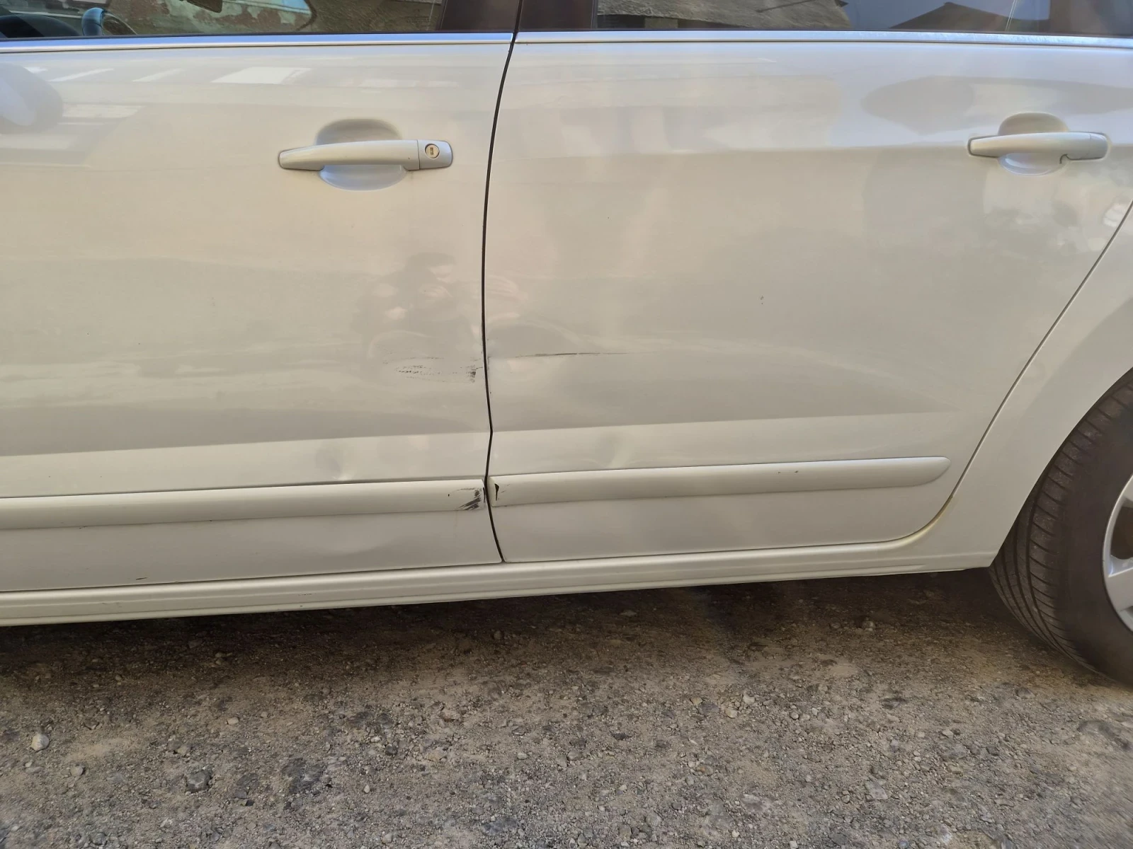 Peugeot 5008, снимка 7 - Автомобили и джипове - 55910753