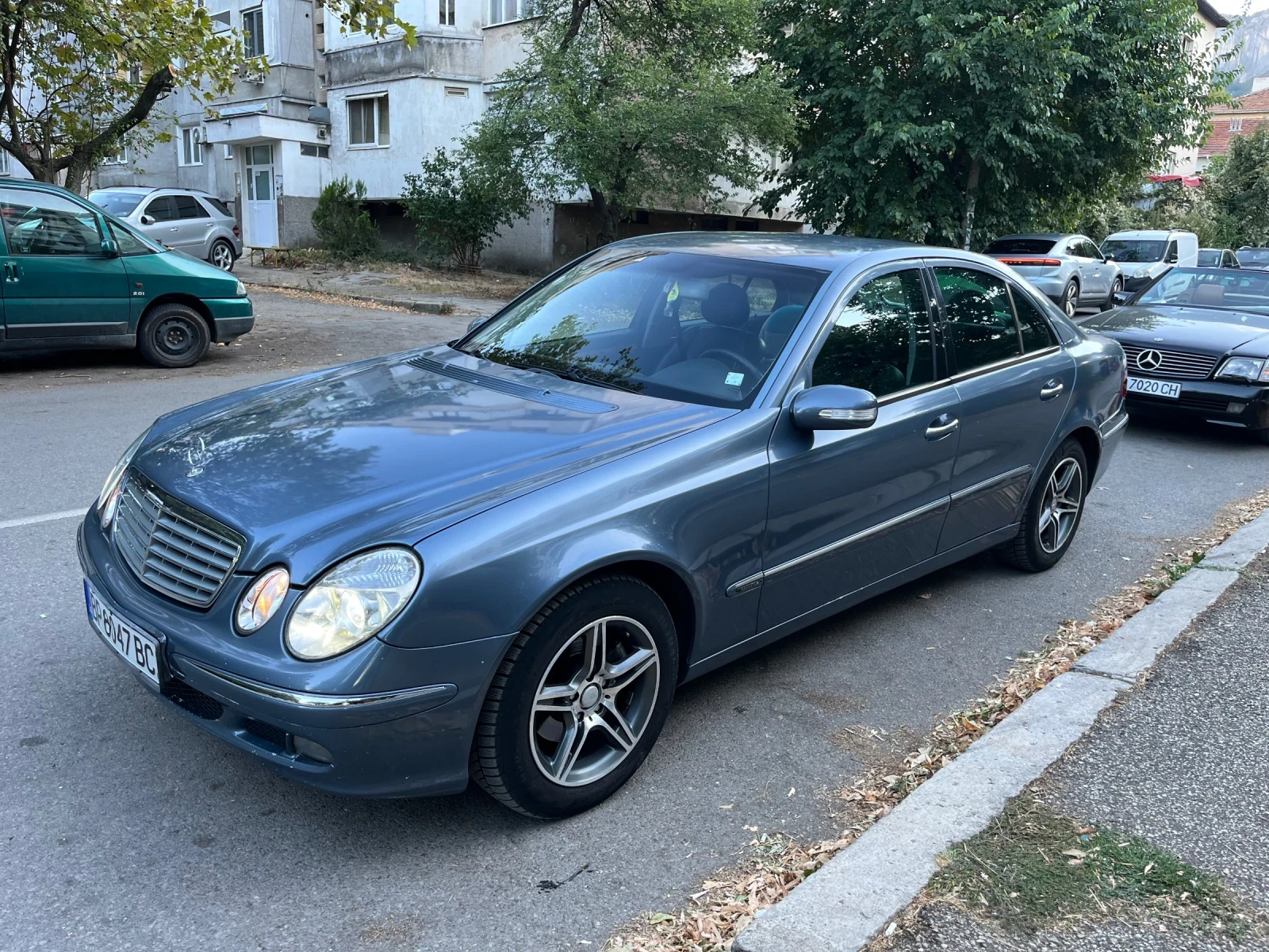 Mercedes-Benz E 270, снимка 6 - Автомобили и джипове - 56220655