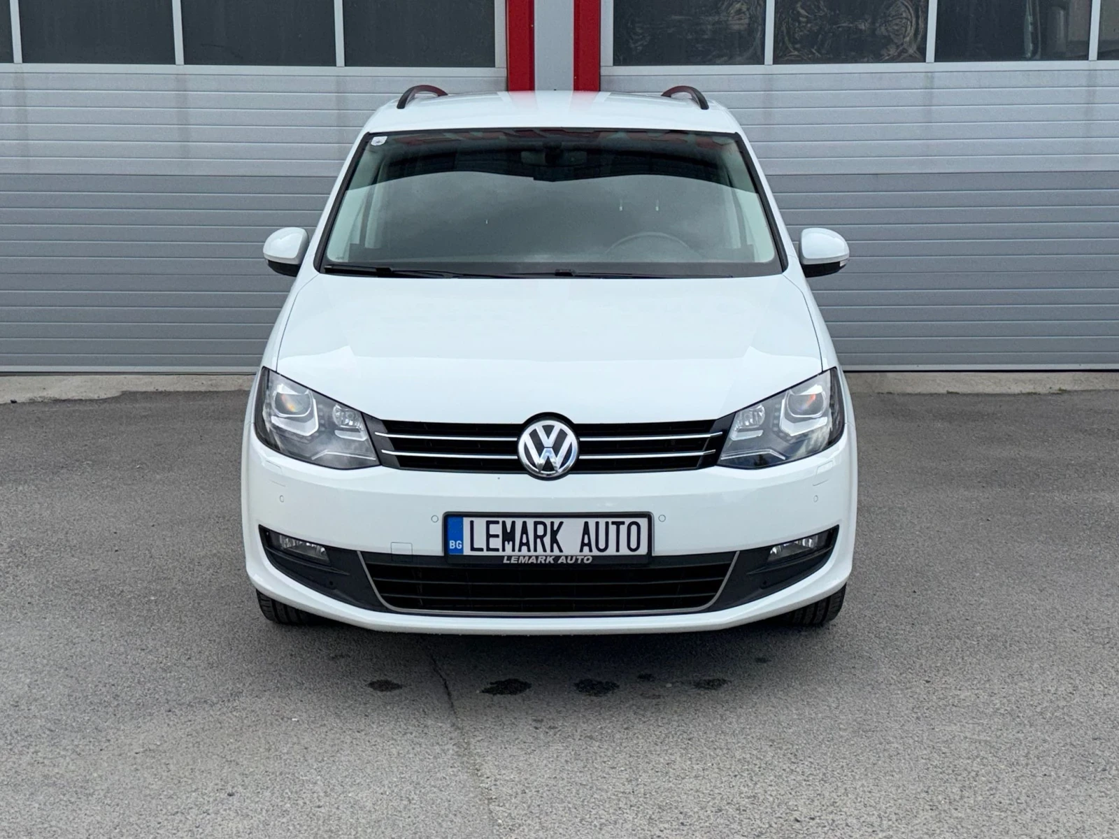 VW Sharan 2.0TDI AUTOMATIK DSG NAVI EVRO 6B ЛИЗИНГ!!!