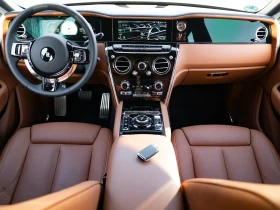 Rolls-Royce Cullinan V12 / BESPOKE / 360 / NIGHT / STARLIGHT, снимка 11
