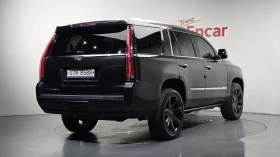 Cadillac Escalade 6.2* BLIND SPOT* HUD* ЕЛ. БАГАЖНИК* 360* КРАЙНА ЦЕ, снимка 2