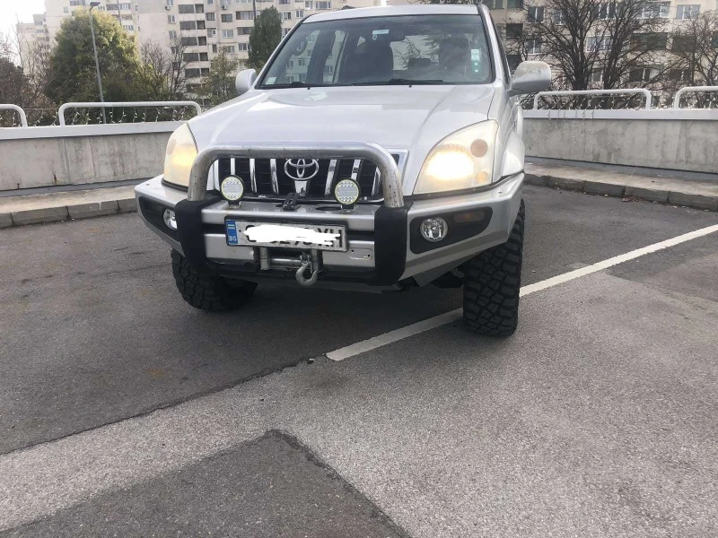 Toyota Land cruiser 3.0 D4D, снимка 12 - Автомобили и джипове - 47291363