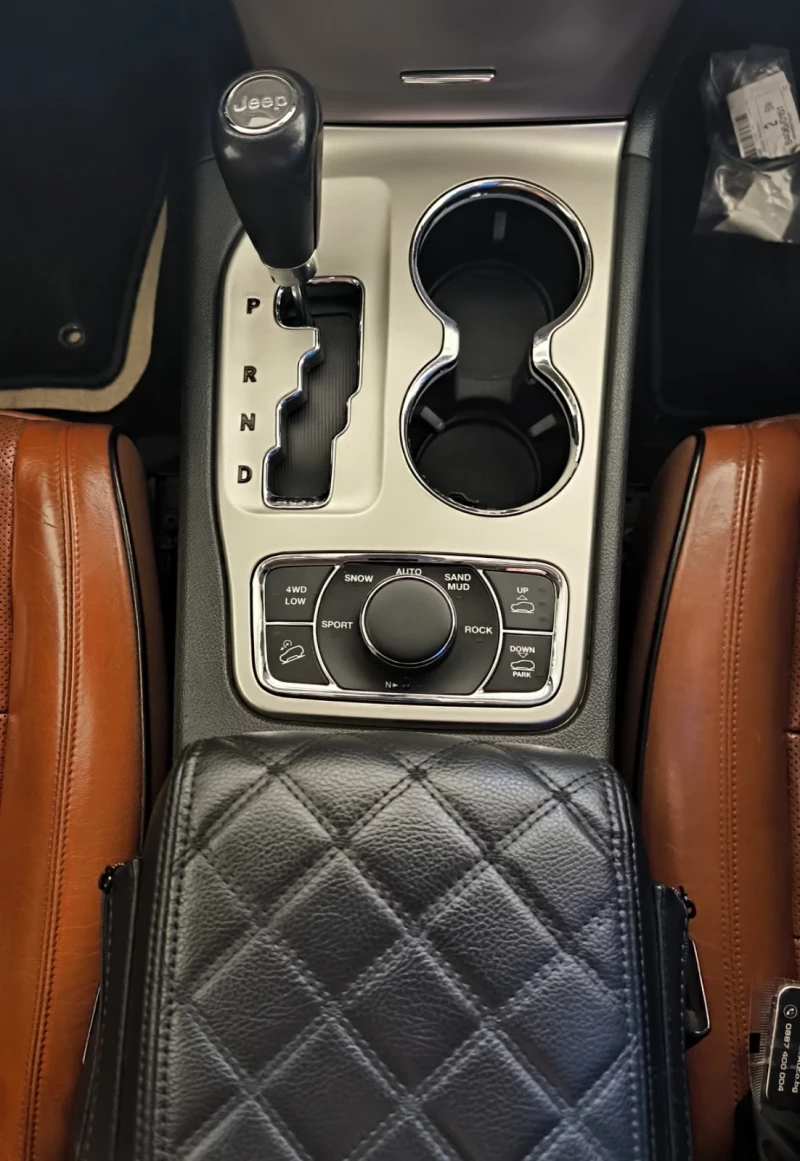 Jeep Grand cherokee, снимка 6 - Автомобили и джипове - 52616985