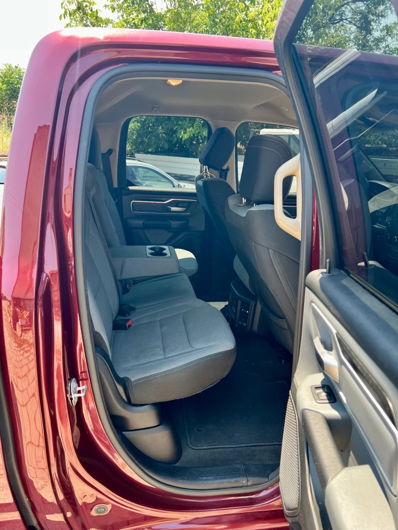Dodge RAM 1500 BIGHORN , снимка 10 - Автомобили и джипове - 52403159