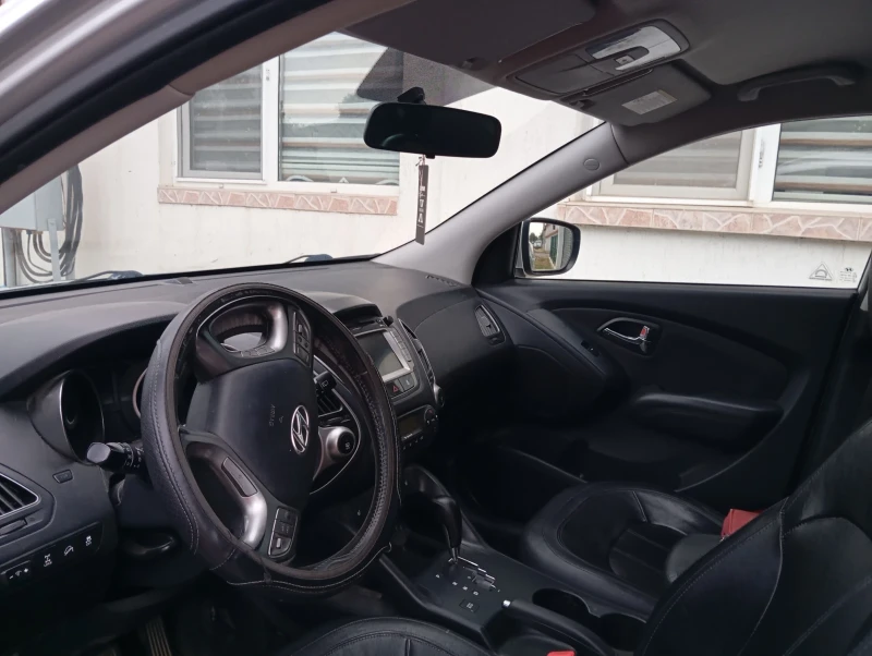 Hyundai IX35, снимка 7 - Автомобили и джипове - 52660865