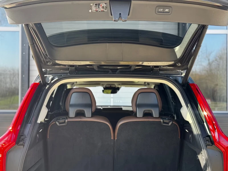 Volvo Xc90 INSCRIPTION/235HP/7S/PANO/360/H&K/MEMO/HUD/301gpr, снимка 16 - Автомобили и джипове - 51671802