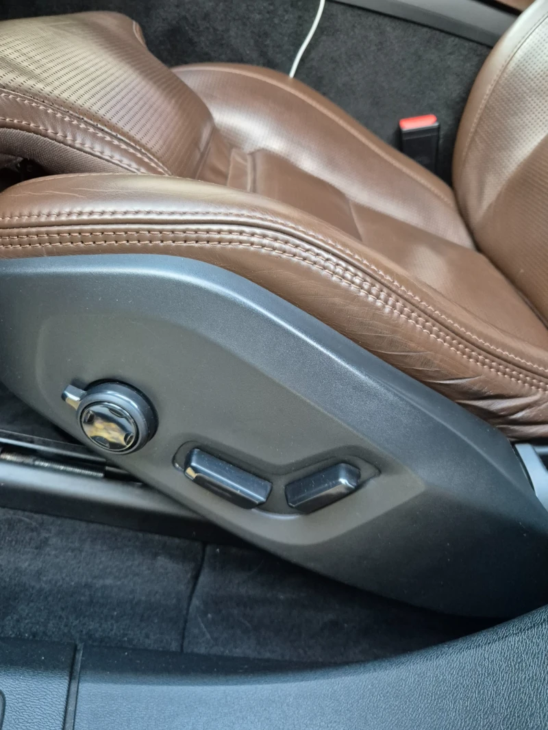 Volvo XC60, снимка 11 - Автомобили и джипове - 52778421