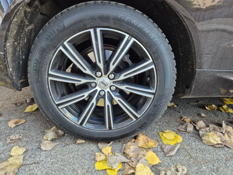 Volvo XC60, снимка 7 - Автомобили и джипове - 52778421