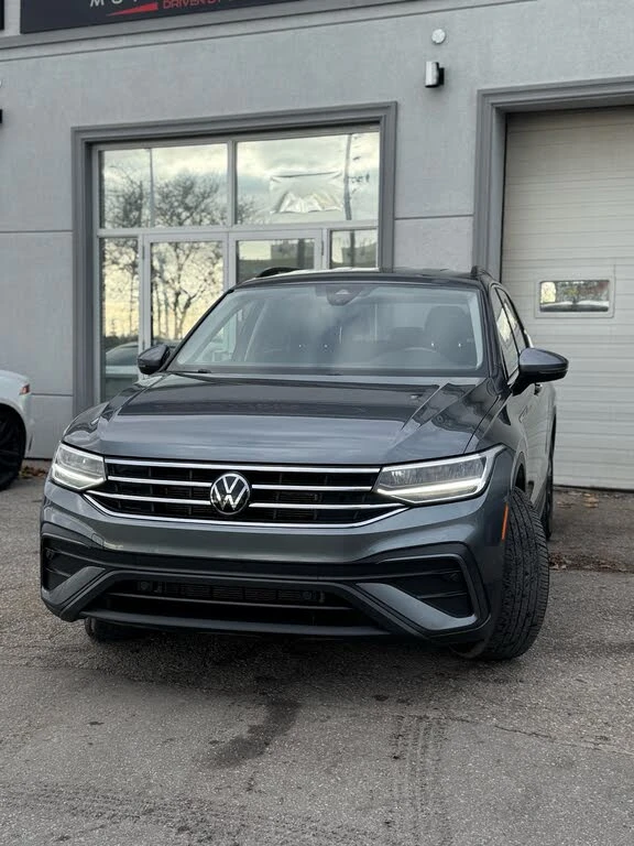 VW Tiguan 4MOTION* ПОДГРЕВ* КАМЕРА* МЪРТВА ТОЧКА* CARPLAY - изображение 2