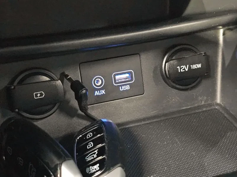 Hyundai Kona 1.6, снимка 12 - Автомобили и джипове - 54640000