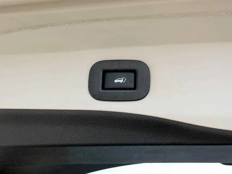 Nissan X-trail 2.5 4WD, снимка 15 - Автомобили и джипове - 55740410