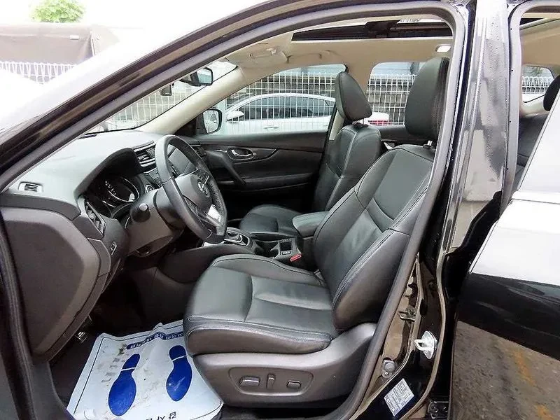 Nissan X-trail 2.5 4WD, снимка 5 - Автомобили и джипове - 55740410