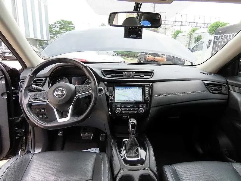 Nissan X-trail 2.5 4WD, снимка 7 - Автомобили и джипове - 55740410