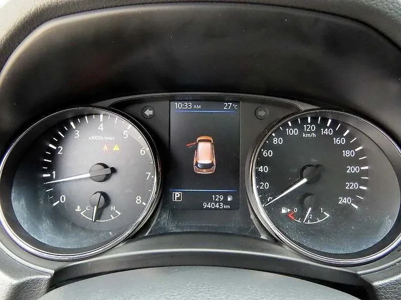 Nissan X-trail 2.5 4WD, снимка 9 - Автомобили и джипове - 55740410