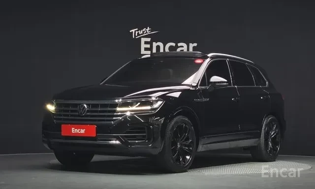VW Touareg 3.0TDI * R LINE * ОБДУХВАНЕ * HEAD UP * KEYLESS * 