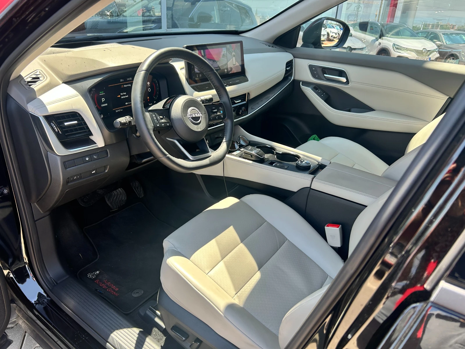 Nissan X-trail E-4orce Tekna 4x4 - изображение 4
