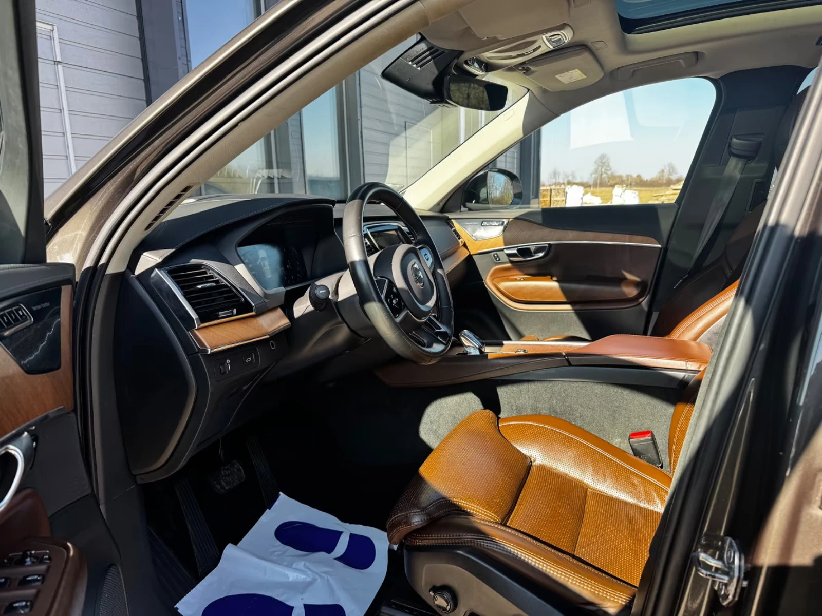 Volvo Xc90 INSCRIPTION/235HP/7S/PANO/360/H&K/MEMO/HUD/301g - изображение 9