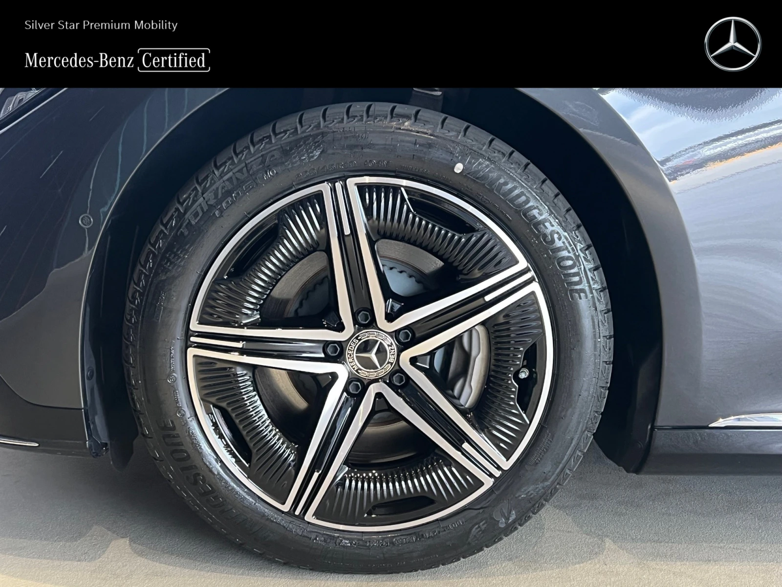 Mercedes-Benz EQE 300 - изображение 6