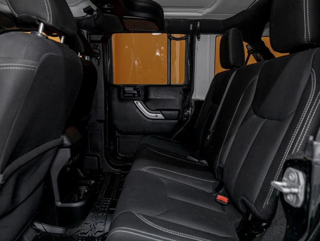 Jeep Wrangler JK Unlimited Rubicon 4WD* подгрев* заклю. на диф. - изображение 8