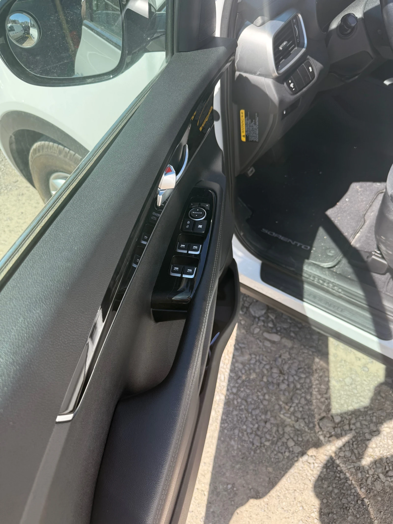 Kia Sorento, снимка 7 - Автомобили и джипове - 54311090