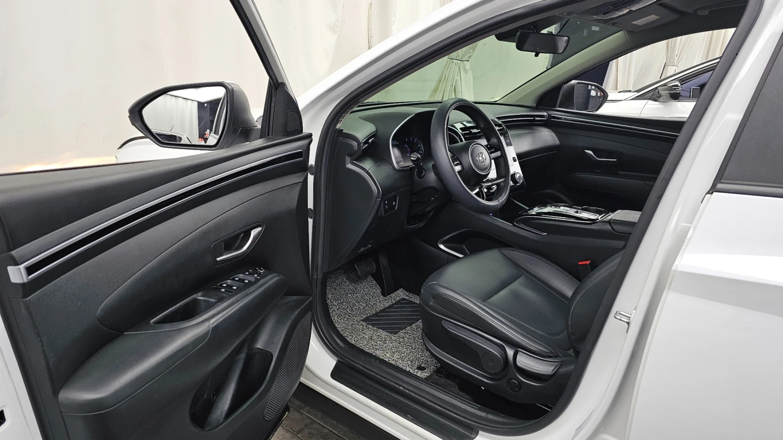 Hyundai Tucson, снимка 9 - Автомобили и джипове - 54962969
