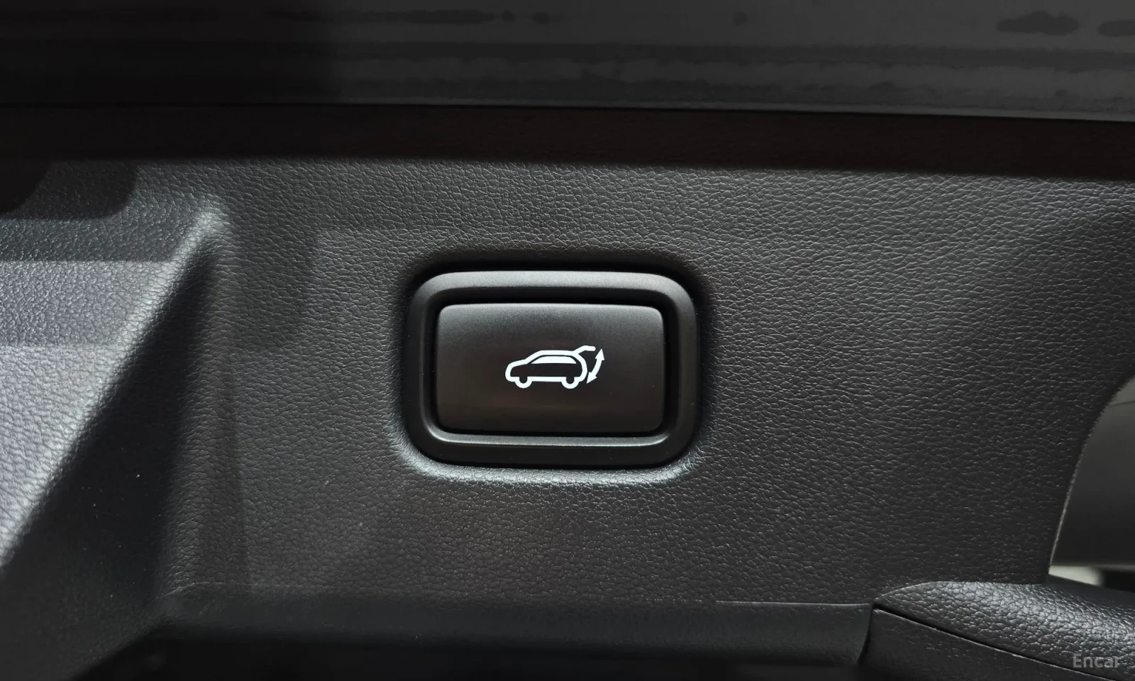 Hyundai Tucson Diesel 2.0 2WD, снимка 16 - Автомобили и джипове - 55049624