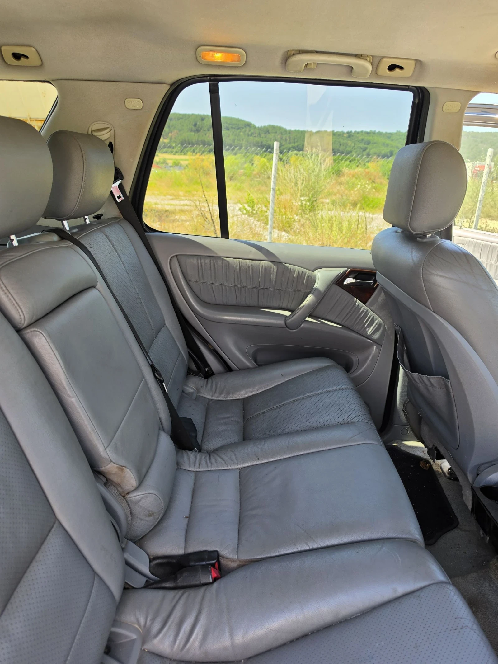 Mercedes-Benz ML 270 Cdi, снимка 11 - Автомобили и джипове - 55204635