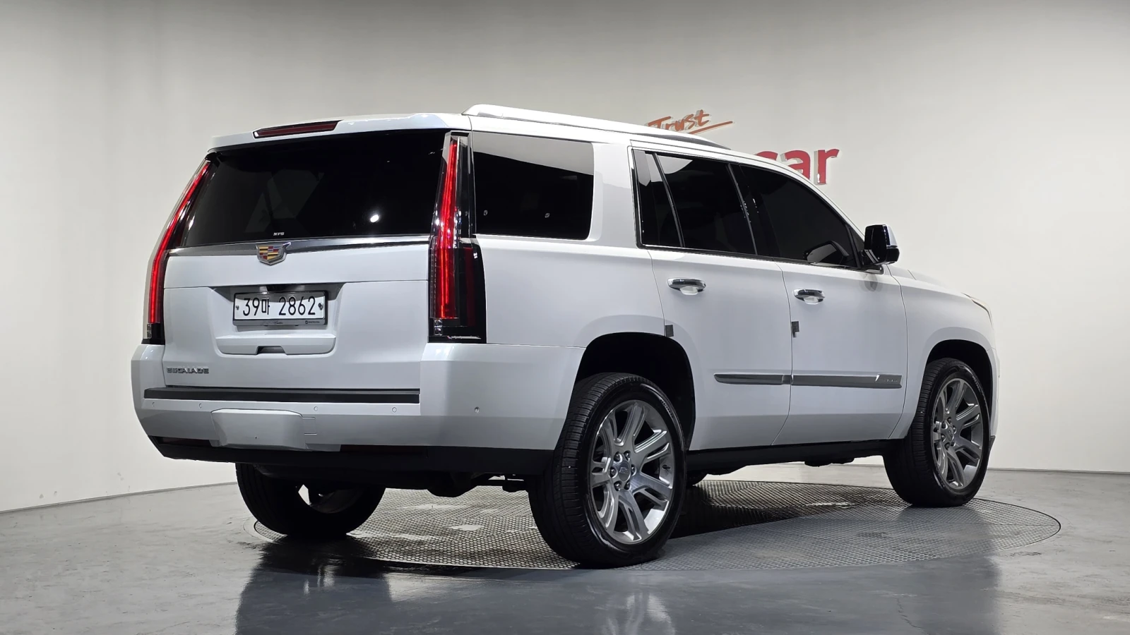 Cadillac Escalade 6.2* BLIND SPOT ��. �������� ������ ����* encareu. | Mobile.bg � ����������� 2