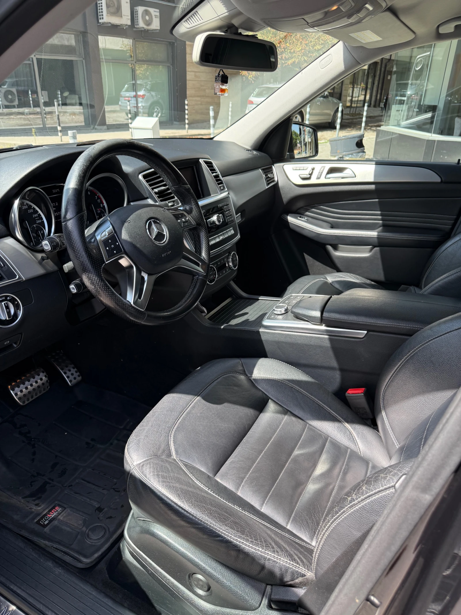 Mercedes-Benz ML 350, снимка 8 - Автомобили и джипове - 55882160