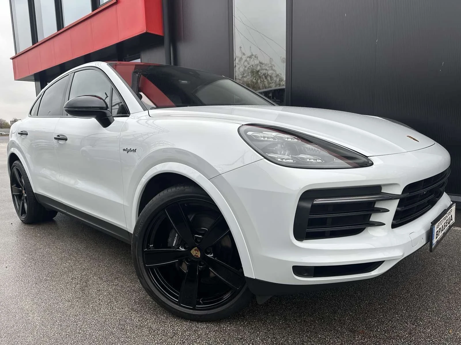 Porsche Cayenne COUPE 3, 0v6 Plug-in хибрид Фул Екстри , снимка 3 - Автомобили и джипове - 56019900