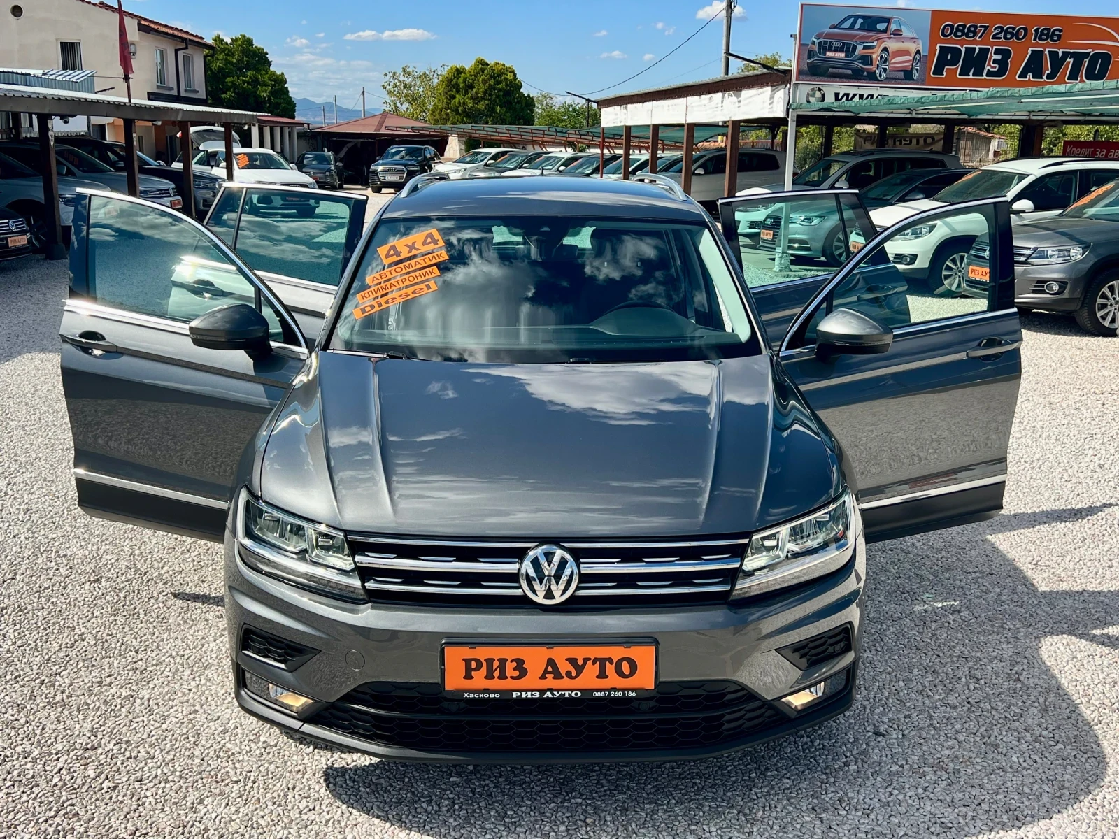 VW Tiguan 2.0TDI* 100%km* AVT* 4x4* DISTRONIK* LIZING, снимка 8 - Автомобили и джипове - 56217553