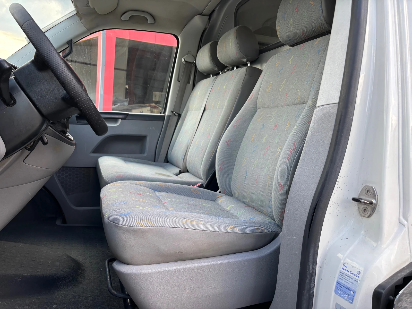 VW T5 1.9TDI.  РЕАЛЕН - изображение 7