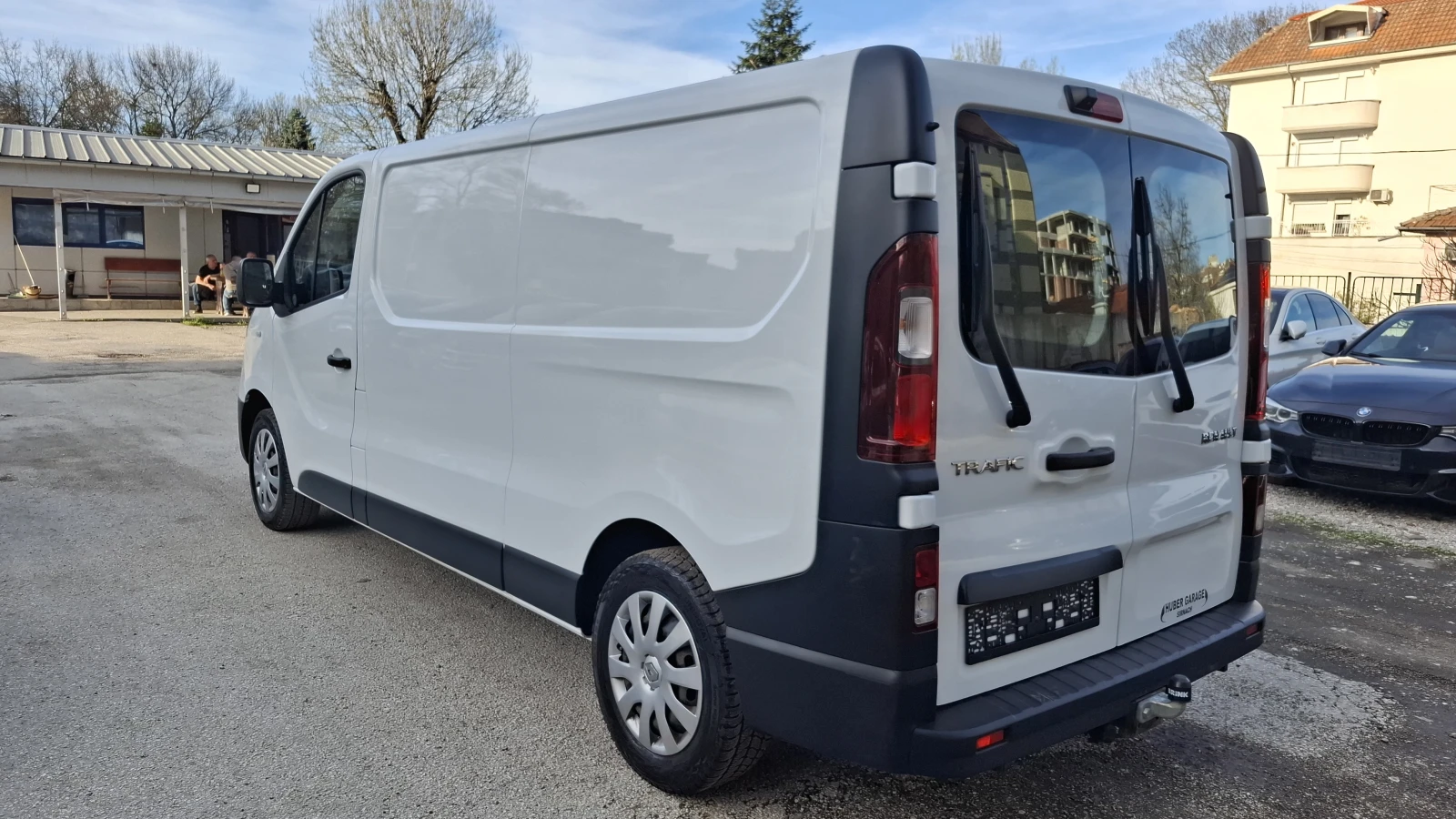 Renault Trafic 2.0 dCi 170, снимка 6 - Бусове и автобуси - 54244230