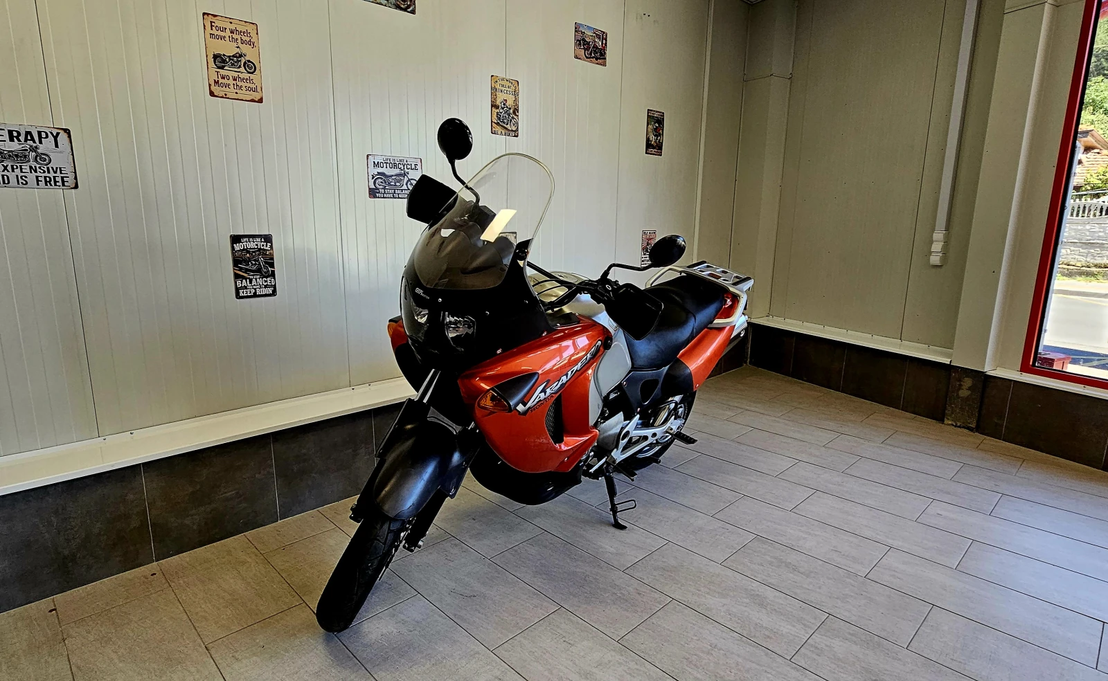 Honda Varadero XL 1000 V, снимка 4 - Мотоциклети и мототехника - 55692757