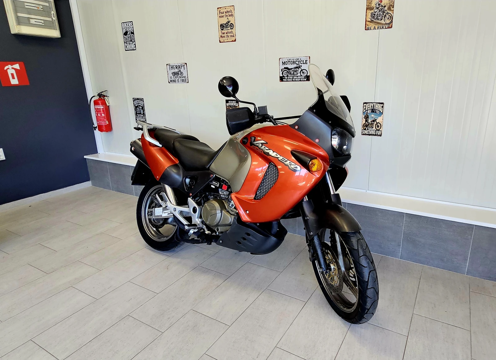 Honda Varadero XL 1000 V, снимка 3 - Мотоциклети и мототехника - 55692757