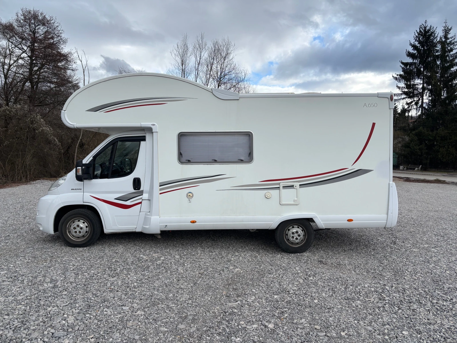 Кемпер Fiat А650, снимка 4 - Каравани и кемпери - 54072795